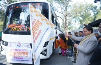 28वें राष्ट्रीय युवा उत्सव, सीएम धामी ने प्रतिभाग करने वाले उत्तराखंड के 72 सदस्यीय दल का फ्लैग ऑफ कर किया रवाना