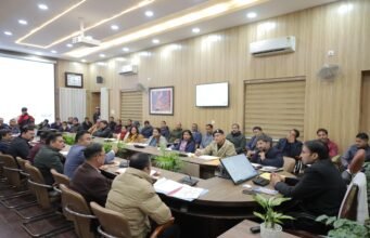 नगर निकाय निर्वाचन की तैयारियों एवं व्यवस्थाओं में आरओ की जिम्मेदारी महत्वपूर्ण- देहरादून जिलाधिकारी