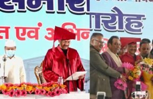 गढ़वाल कमिश्नर ने देहरादून के नवनिर्वाचित मेयर सौरभ थपलियाल समेत तमाम पार्षदों को पद और गोपनीयता की दिलाई शपथ