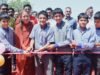 पानी की खाली बोतलों से बना डाली बेंच, खेल मंत्री ने किया लोकार्पण