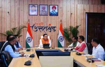 नेपाल के राजनीतिक हालात पर सीएम धामी की समीक्षा बैठक, सीमांत जिलों की सुरक्षा पर मंथन