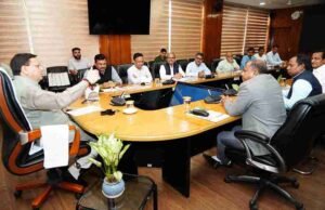 आपदा से हुए नुकसान का जायजा लेने आई अंतर-मंत्रालयी टीम ने सीएम धामी से की मुलाकात