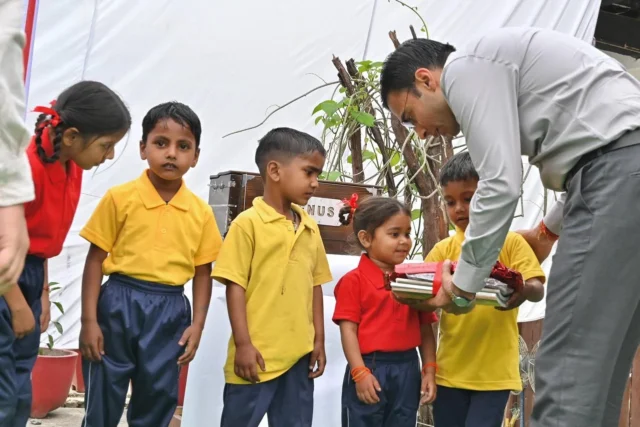 सड़क पर भटकते बच्चों को मिली नई राह, जिला प्रशासन का “इंटेंसिव केयर सेंटर” बदल रहा ज़िंदगी का रास्ता