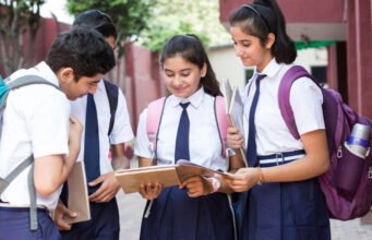हल्द्वानी: अब वेबसाइट पर दिखानी होगी प्राइवेट स्कूलों की फीस और किताबों का पूरा ब्यौरा