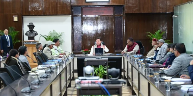 हर्बल और जड़ी-बूटी सेक्टर में नवाचार व मार्केटिंग पर जोर: मुख्यमंत्री धामी ने दिए निर्देश