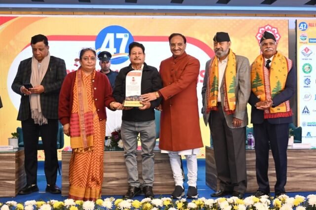 अनिल वर्मा को मिला रक्तदान महर्षि उत्तराखंड गौरव सम्मान