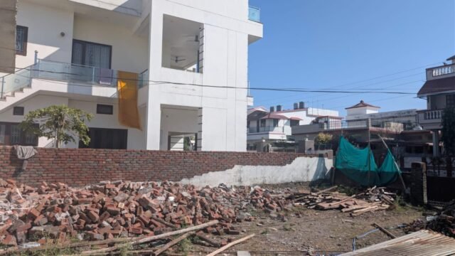 Action Mode में MDDA: अवैध निर्माणों पर चला बुलडोज़र, सीलिंग और ध्वस्तीकरण की तेज कार्रवाई जारी