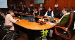 देहरादून: रोजगार पर सीएम धामी की हाईलेवल बैठक, युवाओं को संस्थानों से जोड़ने की तैयारी