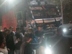 लालकुआं हाईवे पर ट्रक का तांडव, आधा दर्जन वाहन क्षतिग्रस्त