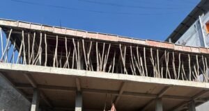 प्राधिकरण क्षेत्रान्तर्गत विभिन्न क्षेत्रों में अवैध बहुमंजिला निर्माणों पर प्राधिकरण की सख़्त कार्रवाई