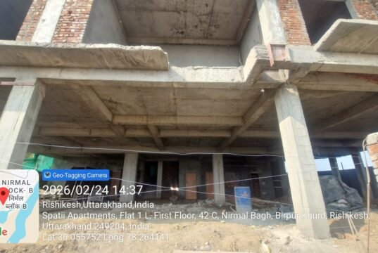 अवैध निर्माण पर एमडीडीए की बड़ी कार्रवाई, ऋषिकेश में अवैध बहुमंजिला भवन सील