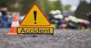 हल्द्वानी: खान रेस्टोरेंट के बाहर बेकाबू कार की टक्कर, एक युवक गंभीर, चालक हिरासत में