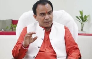 एक दर्जन प्राथमिक विद्यालयों का होगा पुनर्निर्माणः डाॅ. धन सिंह रावत