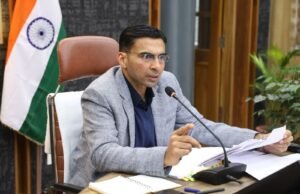 प्रशासन का बड़ा एक्शन सीएचसी रायपुर; एक ही व्यक्ति विशेष का जन औषधि केंद्र व बगल में ही मेडिकल स्टोर दोने के लाइसेंस निरस्त