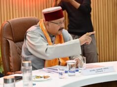 गड्ढा मुक्त सड़कों के लिए पैचवर्क में लापरवाही बर्दाश्त नहीं: सतपाल महाराज