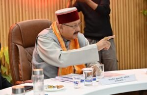 गड्ढा मुक्त सड़कों के लिए पैचवर्क में लापरवाही बर्दाश्त नहीं: सतपाल महाराज