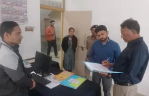 भीमताल CHC पर CDO का औचक निरीक्षण, 15 कर्मचारी गायब—वेतन रोकने के आदेश