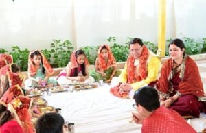 रामनवमी पर मुख्यमंत्री आवास में कन्या पूजन, CM पुष्कर सिंह धामी ने दिया नारी सम्मान का संदेश