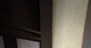 मसूरी में अवैध निर्माण पर एमडीडीए का शिकंजा, कैमल बैंक रोड स्थित भवन सील