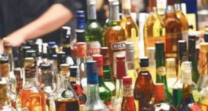 हल्द्वानी में शराब दुकानों पर ताबड़तोड़ छापे, 12 दुकानों में बड़ी अनियमितताएं पकड़ी गईं