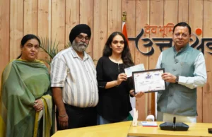 मुख्यमंत्री ने ‘प्रखर छात्रवृत्ति योजना 2025’ के तहत मेधावी विद्यार्थियों को किया सम्मानित