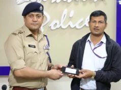 अच्छी पहल: 70 लाख से अधिक के 415 मोबाइलों को वापस लौटाकर दून पुलिस ने बिखेरी चेहरों पर मुस्कान