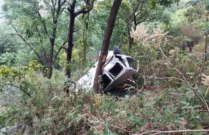 रुद्रप्रयाग में दर्दनाक हादसा: 250 मीटर खाई में गिरी कार, 3 की मौत