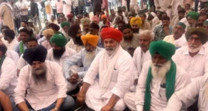 दिव्यांशु हत्याकांड पर देहरादून में किसानों का प्रदर्शन, टिकैत बोले—इंसाफ चाहिए