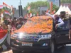 दिल्ली देहरादून एक्सप्रेस वे… भव्य रोड शो के साथ लोकार्पण स्थल की ओर बढ़ रहे प्रधानमंत्री मोदी