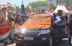 दिल्ली देहरादून एक्सप्रेस वे… भव्य रोड शो के साथ लोकार्पण स्थल की ओर बढ़ रहे प्रधानमंत्री मोदी