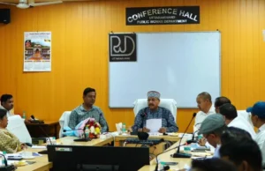 चारधाम व्यवस्थाओं को लेकर महाराज ने कसे पेंच