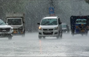 देहरादून समेत मैदानी इलाकों में लू का असर, पहाड़ों में बारिश-बर्फबारी; कई जिलों में येलो और ऑरेंज अलर्ट जारी