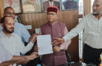 देहरादून में कब्रिस्तान विवाद: मुस्लिम समुदाय में आक्रोश, मंत्री से की शिकायत