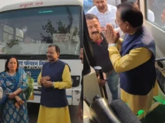 “ईंधन बचाओ” संदेश के साथ सांसद अजय भट्ट ने की बस यात्रा, रोडवेज बस से पहुंचे दिल्ली
