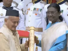 राष्ट्रपति मुर्मु ने भगत सिंह कोश्यारी को पद्म भूषण से सम्मानित किया, सीएम धामी ने दी बधाई