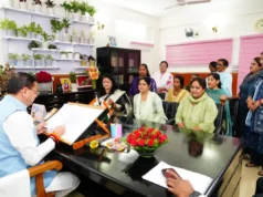 धामी से मुलाकात के बाद आंगनबाड़ी हड़ताल टली, मानदेय बढ़ाने के संकेत