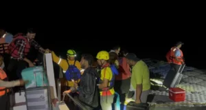 टिहरी झील में तूफान से फ्लोटिंग हटमेंट टूटे, 22 पर्यटक सुरक्षित रेस्क्यू