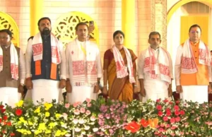 असम में NDA सरकार का शपथ ग्रहण समारोह, मुख्यमंत्री धामी रहे शामिल