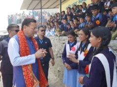 चम्पावत दौरे में राजकीय इंटर कॉलेज देवीधुरा पहुंचे मुख्यमंत्री धामी, छात्र-छात्राओं का बढ़ाया उत्साह