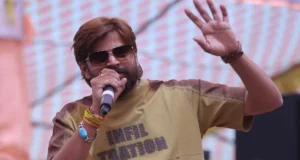 देहरादून पहुंचते ही सवालों से भागे हरियाणवी सिंगर मासूम शर्मा, 41 दिन बाद पुलिस के सामने हुए पेश