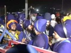 उत्तराखंड में तनाव: बैरिकेडिंग तोड़ देहरादून की ओर बढ़ा निहंगों का जत्था, हाई अलर्ट जारी