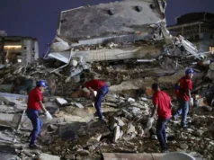 कुछ ही सेकेंड में आए दो भूकंप से डोली धरती, 32 की मौत, 700 से ज्यादा घायल, गैस सप्लाई बंद Earthquake Today