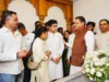 नम आंखों से जसपाल राणा को अंतिम विदाई, श्रद्धांजलि देते वक्त रो पड़ीं मनु भाकर; सीएम धामी समेत कई दिग्गज पहुंचे