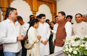 नम आंखों से जसपाल राणा को अंतिम विदाई, श्रद्धांजलि देते वक्त रो पड़ीं मनु भाकर; सीएम धामी समेत कई दिग्गज पहुंचे