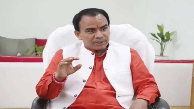 Dr.-Dhan-Singh-Rawat-1