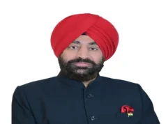 कारगिल विजय दिवस के अवसर पर राज्यपाल ने वीर शहीदों को दी श्रद्धांजलि।