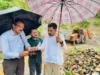 रेड अलर्ट के बीच ग्राउंड जीरो पर उतरे डीएम, सहस्रधारा-सपेरा बस्ती का किया निरीक्षण; बंद सड़कें तुरंत खोलने के आदेश