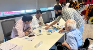 नवें दिन यूनिवर्सिटी ऑफ पेट्रोलियम एंड एनर्जी स्टडीज स्थित सैक्टर 9 में उमड़ी भागीदारी, विकास और पर्यावरण के संतुलन पर जोर