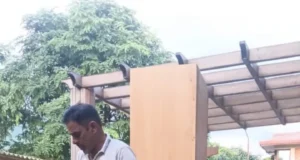 देहरादून: करोड़ों की फ्लैट ठगी में बड़ा एक्शन, फरार शाश्वत गर्ग के घर पुलिस की कुर्की, अन्य आरोपियों की बारी
