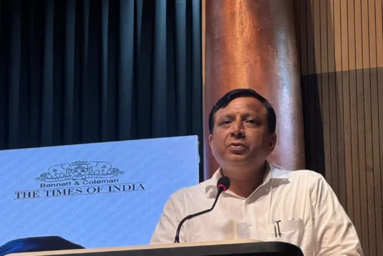सफलता का आधार केवल अंक नहीं, चरित्र और संस्कार भी जरूरी : डीजी सूचना बंशीधर तिवारी